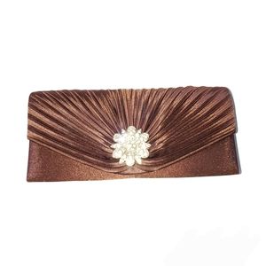 Brown evening hand bag.